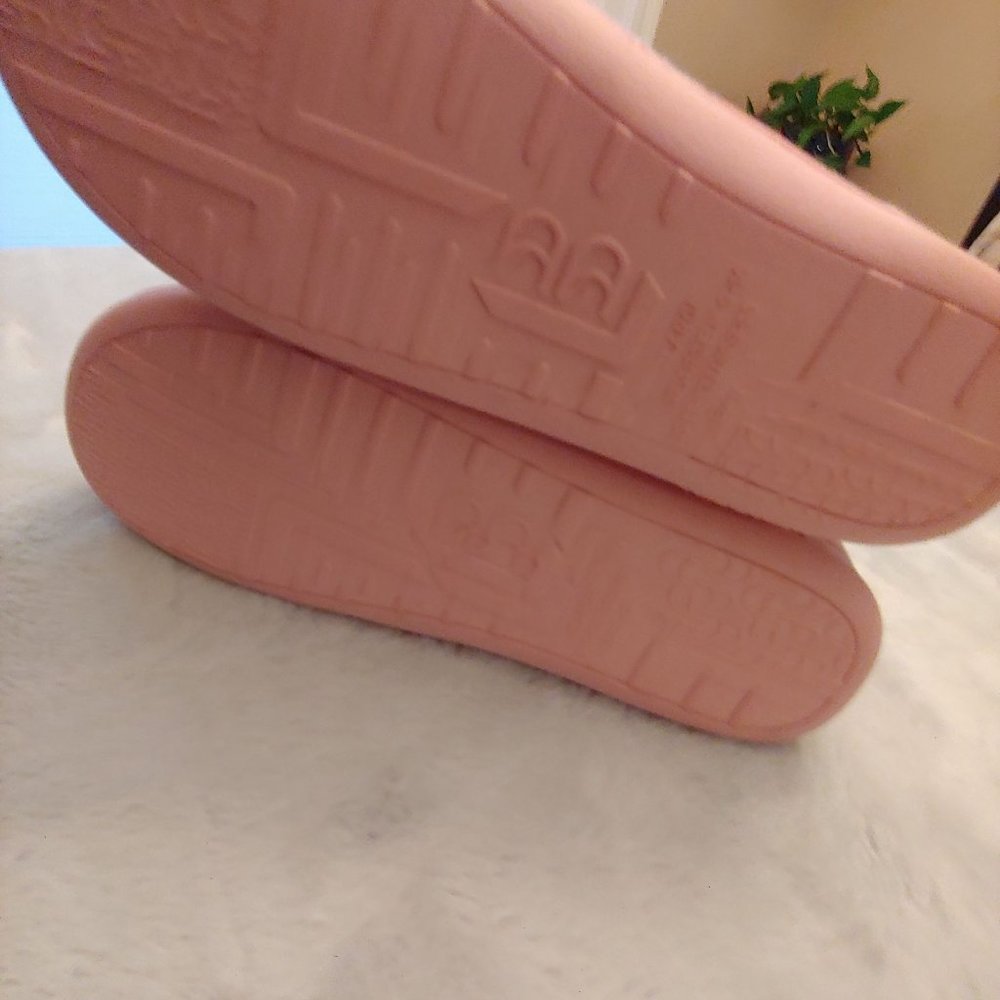 NWT LongBay pink Chenille Knit Bootie Slippers Plush Fleece Memory Foam Sz XL - Picture 7 of 7